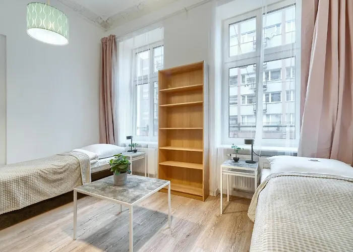 Kamienica Centrum Nr 4 *